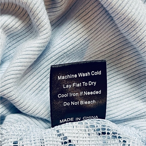 POL CROCHET PATCH LONG SLEEVE TOP-IN POWDER BLUE SIZE XL BRAND BEW IN POLY-BAG - Picture 8 of 15